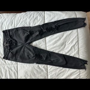 American Eagle black distressed high rise jegging